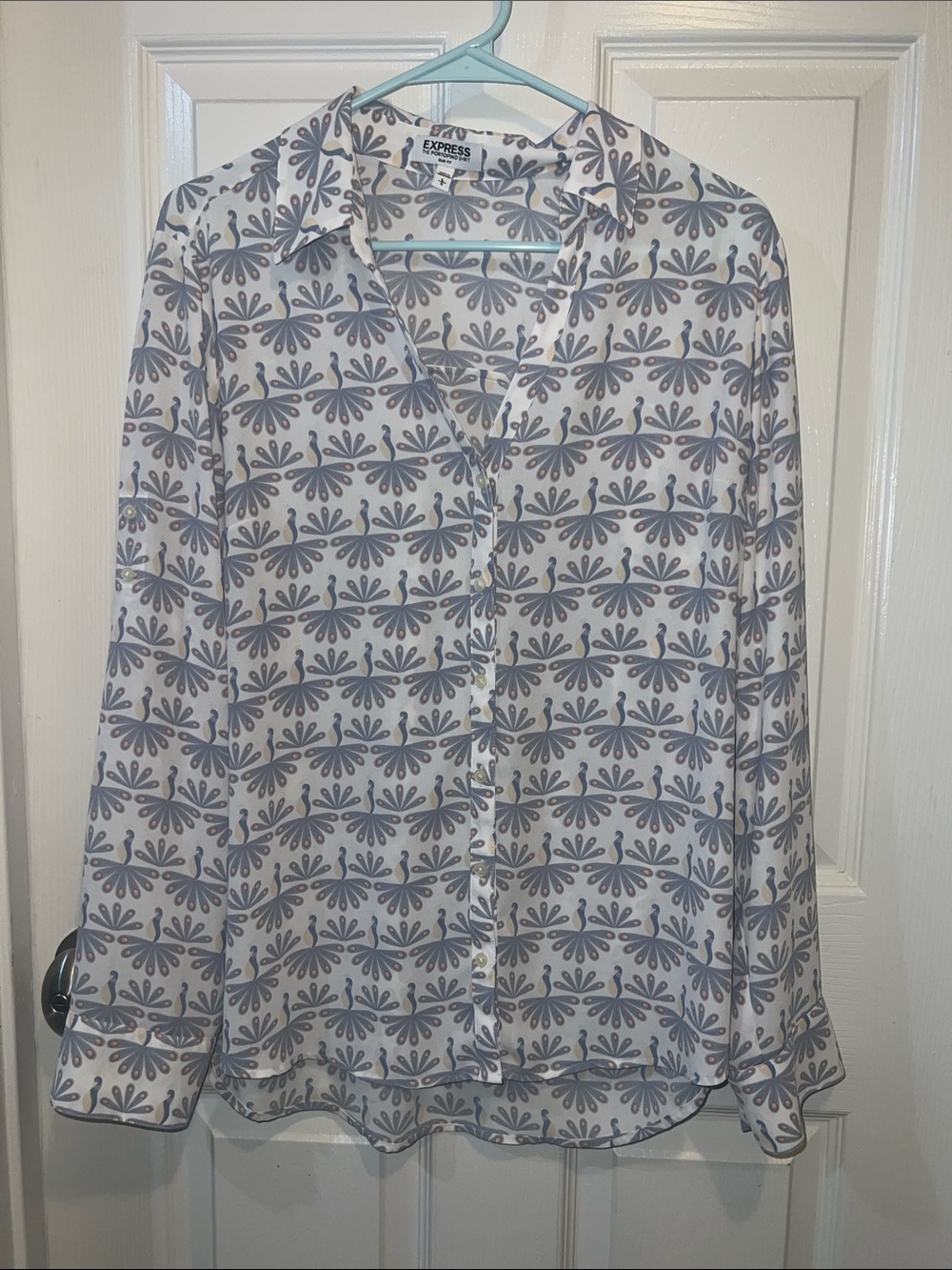 Express White Button-Front Blouse with Gray Floral Pattern